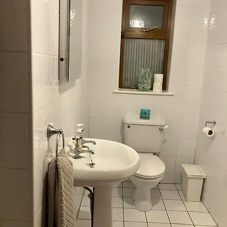 In House 3* קינברה